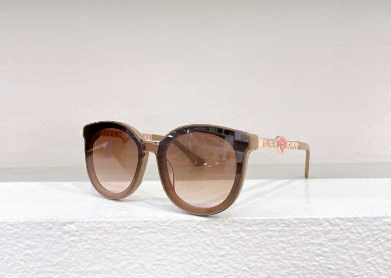 Picture of Chanel Sunglasses _SKUfw57230855fw